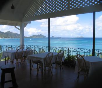 Green Roof Inn 6